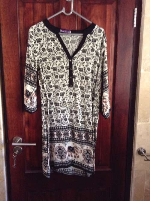 Black patterned dress - Small/Medium