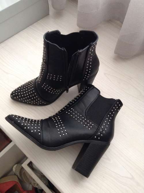 Rubi studded ankle boots - size 4