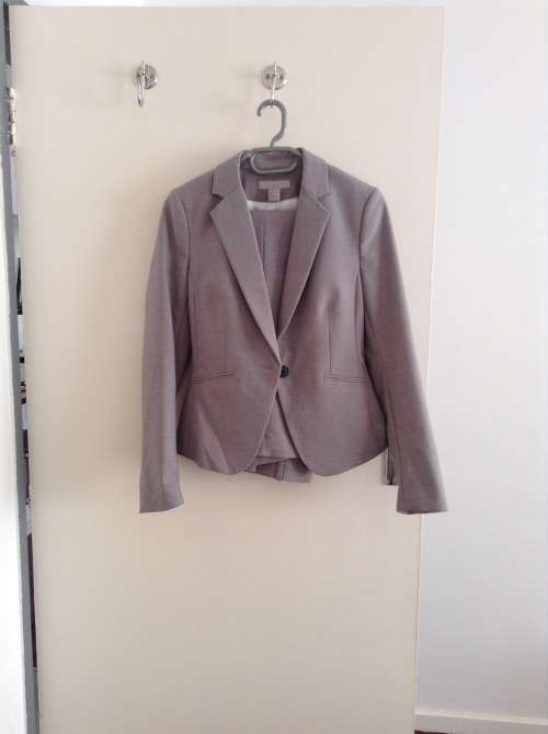 H&M Grey pants suit (full suit) - small/8