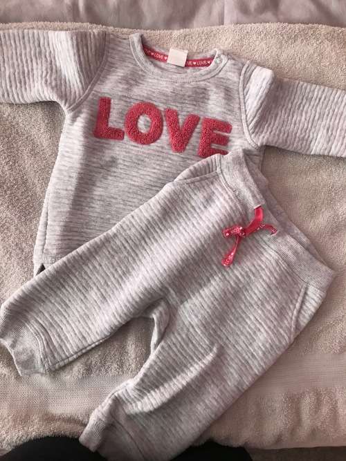 H&M Love Track Set (6-9months)