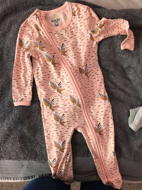 Cotton On Bird onesie (6-12 months)