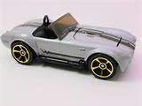 MATCHBOX AC COBRA 427  OPENING BONNETMATCHBOX SIZE MADE BY HOTWHEELS