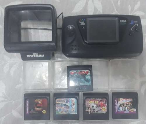 SEGA GAME GEAR BUNDLE