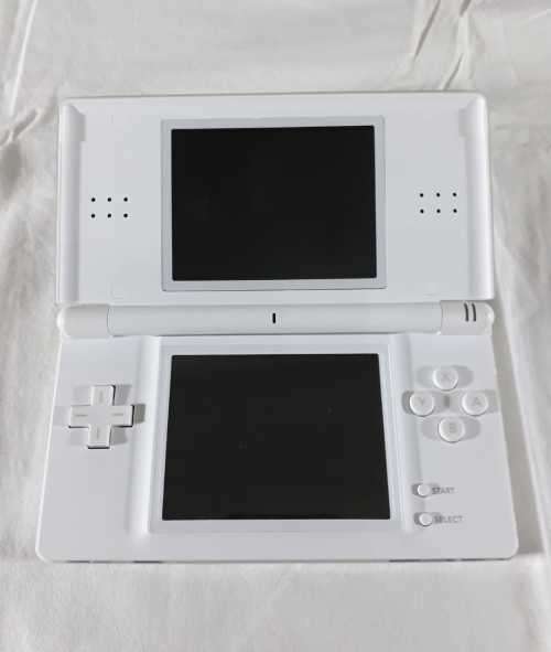 NINTENDO DS lite