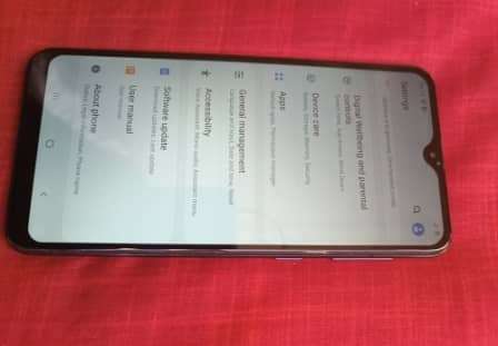 SAMSUNG GALAXY A10 32G VERY GOOD CONDITION || OPEN TO ALL NETWORK || BARGAIN ||