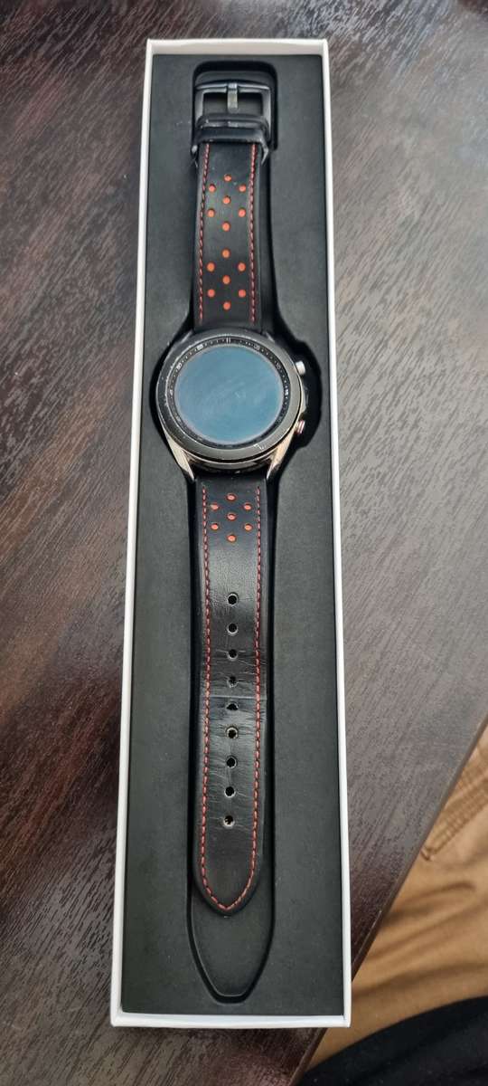 Samsung Galaxy A34 5G + Samsung Galaxy Watch 3 Stainless Steel 41mm LTE