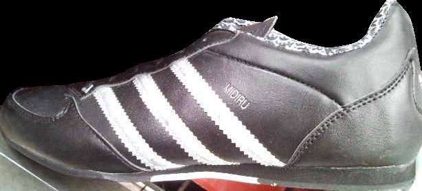 MENS ADIDAS SNEAKER