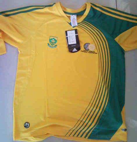 SOUTH AFRICA ( BAFANA BAFANA ) KIT - YELLOW -3 1/4 SLEEVE