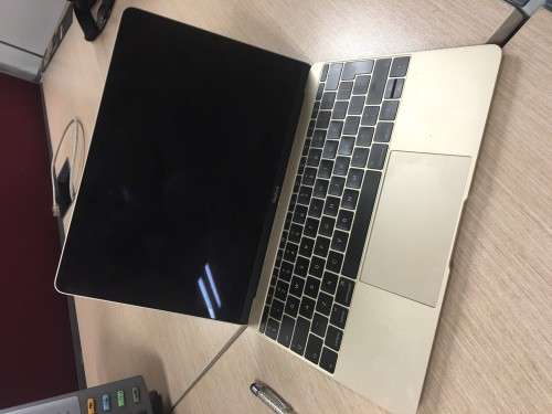 Macbook 12 inch. 256gb Gold