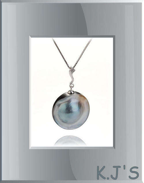 ***R2999***HOT ITEM!!*** Irresistible and breathtaking round mabe pearl pendant!! Don't miss out!!!