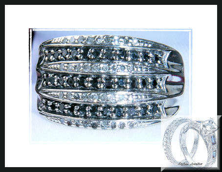 ***R22999***LAST ITEM!! A FINE 9CT WHITE GOLD .50 CARAT BLACK & WHITE DIAMOND RING SIZE S