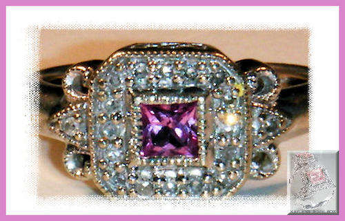 ***R15000***EXTRAUDANARY AND GORGIOUS 9CT WHITE GOLD PINK SAPPHIRE & DIAMOND LADIES RING SIZE K