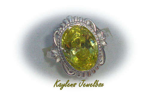 ***R1200***SUPERB SOLID SILVER PERIDOT SOLITAIRE RING - O