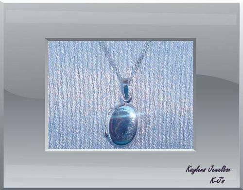 ***R999***Locket necklace pendant!!! 925-STERLING SILVER! STUNNING!!