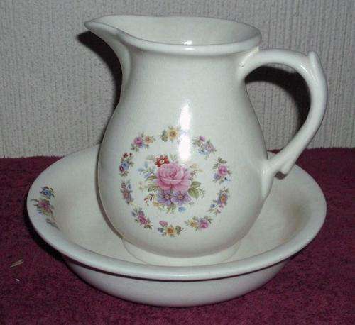 Small Washbowl and Jug