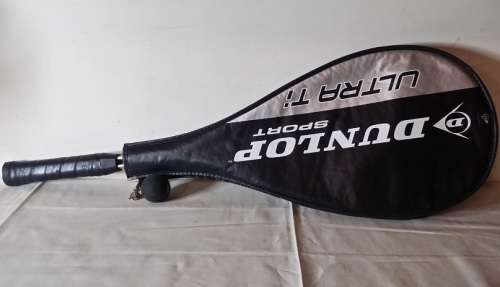 DUNLOP  ULTRA Ti  SQUASH RACKET
