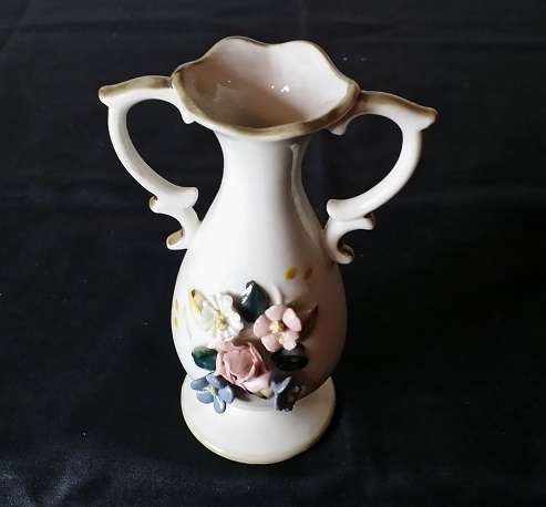 VASE DECORATED WITH DAINTY FLOWERS