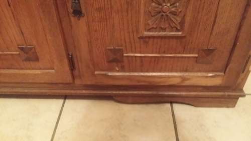 STUNNING OAK DRESSER LARGE MIRROR 3 CUPBOARDS AND 3 DRAWERS / COLLECTION EDENVALE JHB