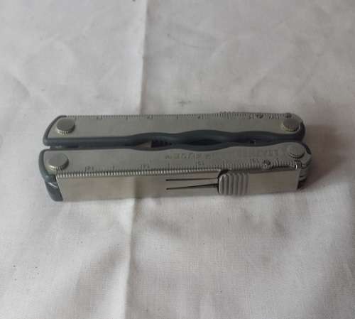 LEATHERMAN FUSE MULTI TOOL