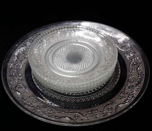 STUNNING CRYSTAL GLASS  FIVE PIECE CAKE SERVING SET