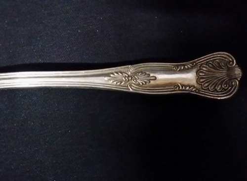 VINTAGE CAKE SLICER AND LIFTER