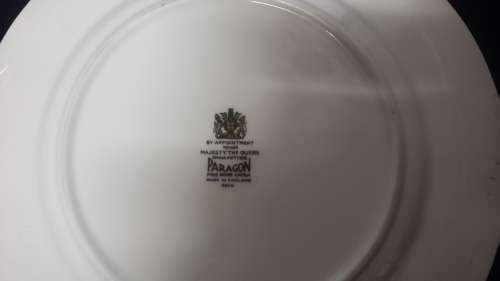 FOUR PARAGON FINE BONE CHINA ENGLAND WHITE WITH GOLD RIM  CAKE PLATES / BID PER PLATE 4