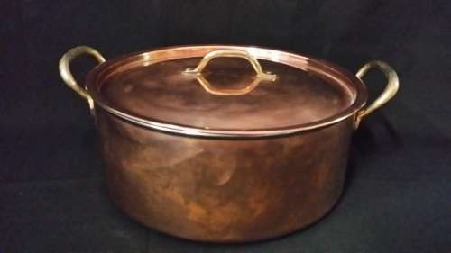 COPPER POT 24  CM X 10  CM