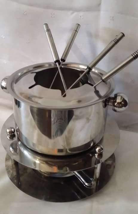 STAINLESS STEEL FONDUE SET