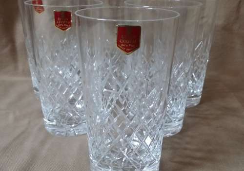 DEVON CRYSTAL HANDCUT LEAD CRYSTAL  SET  of 6   GLASSES /  PRICE IS  FOR SET