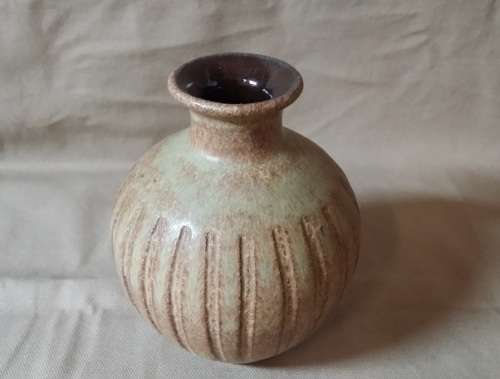 BROWN VASE