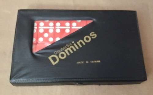 DOMINO SET