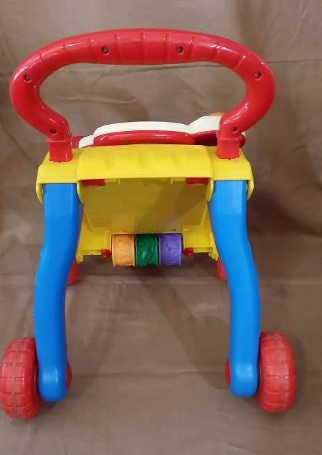 BABY FIRST STEPS BABY WALKER