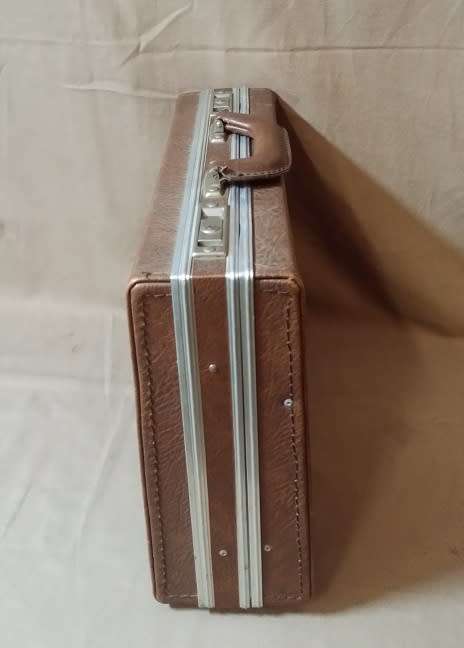 BROWN BRIEFCASE