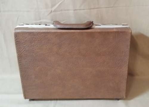 BROWN BRIEFCASE