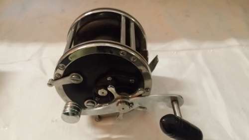 PENN SUPER MARINER 49 A FISHING REEL