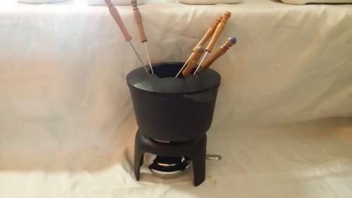 CAST IRIO FONDUE SET