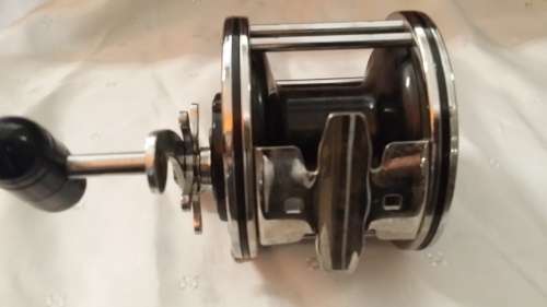 PENN SUPER MARINER 49 A FISHING REEL