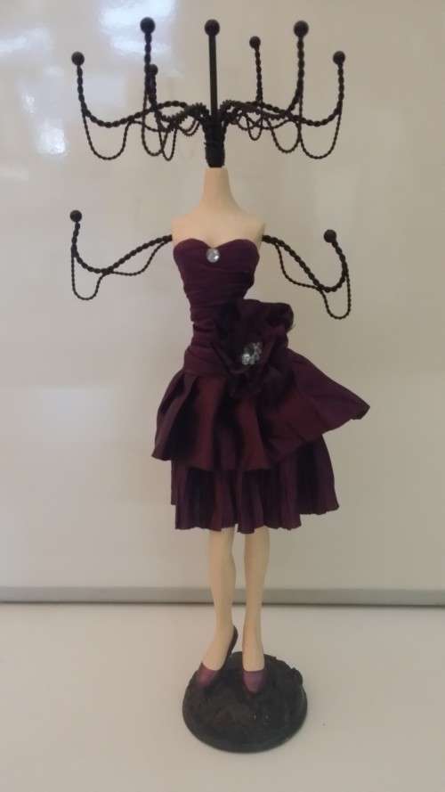 DOLL JEWELLERY STAND