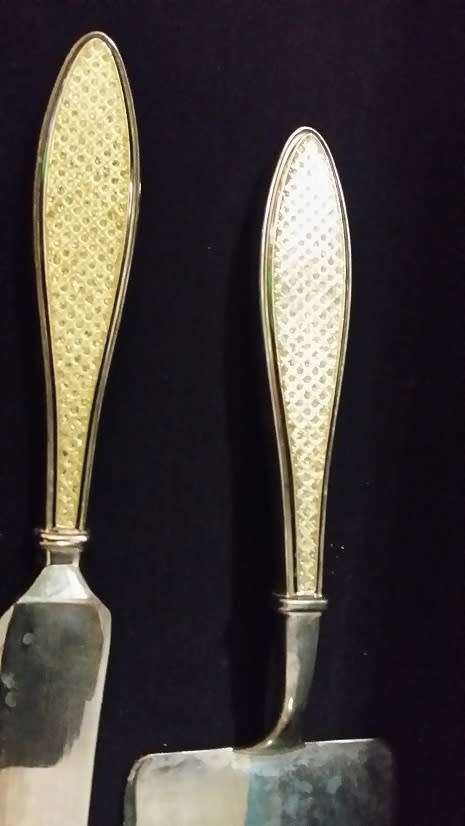 SILVER PLATED CAKE LIFTER AND CAKE KNIFE SET