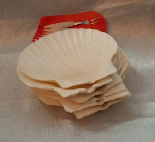 SET OF 6 ELWECO GENUINE BAKING  SEA SHELLS AND FORKS