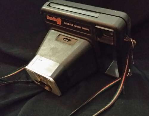 VINTAGE KODAK INSTANT CAMERA