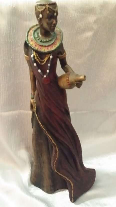 AFRICAN LADY FIGURINE  ORNAMENT 30 X 12 CM