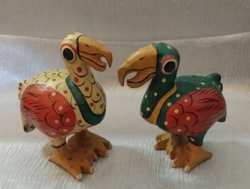 TWO WOODEN BIRD ORNAMENTS 11 X 10 CM