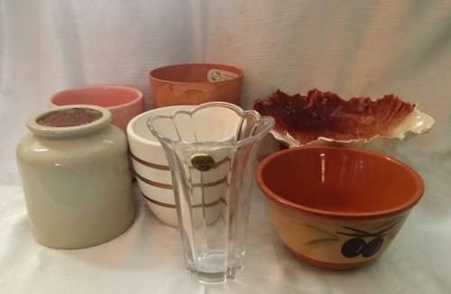 JOB LOT OF 7 PLANTERS VASES