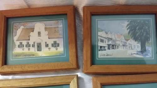 SET OF 5 WALL DECOR PICTURES 11 X 9 CM