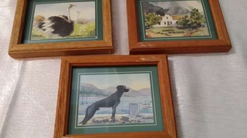 SET OF 5 WALL DECOR PICTURES 11 X 9 CM