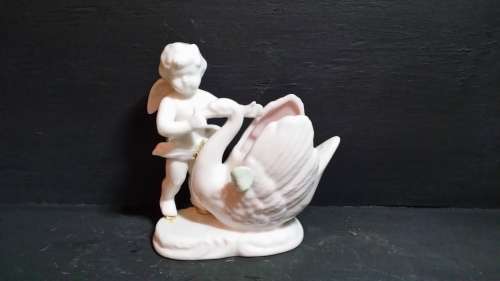 ANGEL AND SWAN  PORCELAIN FIGURINE ORNAMENT  12 X 11 X 5 CM