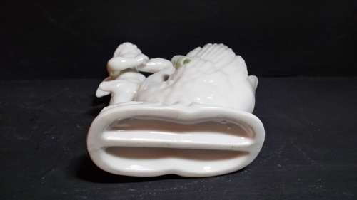 ANGEL AND SWAN  PORCELAIN FIGURINE ORNAMENT  12 X 11 X 5 CM