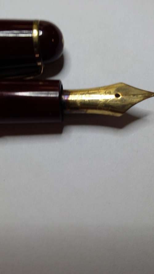 Montblanc 14ct  585  Gold Nip Fountain Pen  344