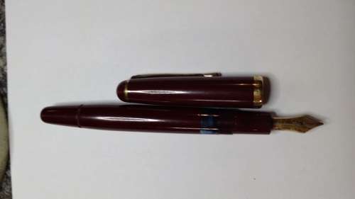 Montblanc 14ct  585  Gold Nip Fountain Pen  344